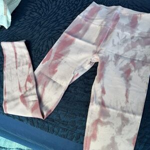 Spiritual Gangster Women's Ribbed Tie-Dye Leggings in Mauve and Cream